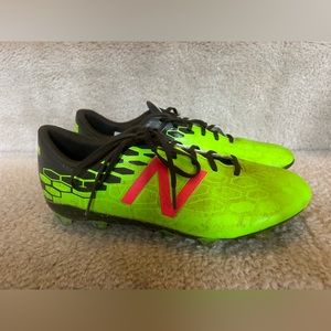 Kids wide soccer cleats